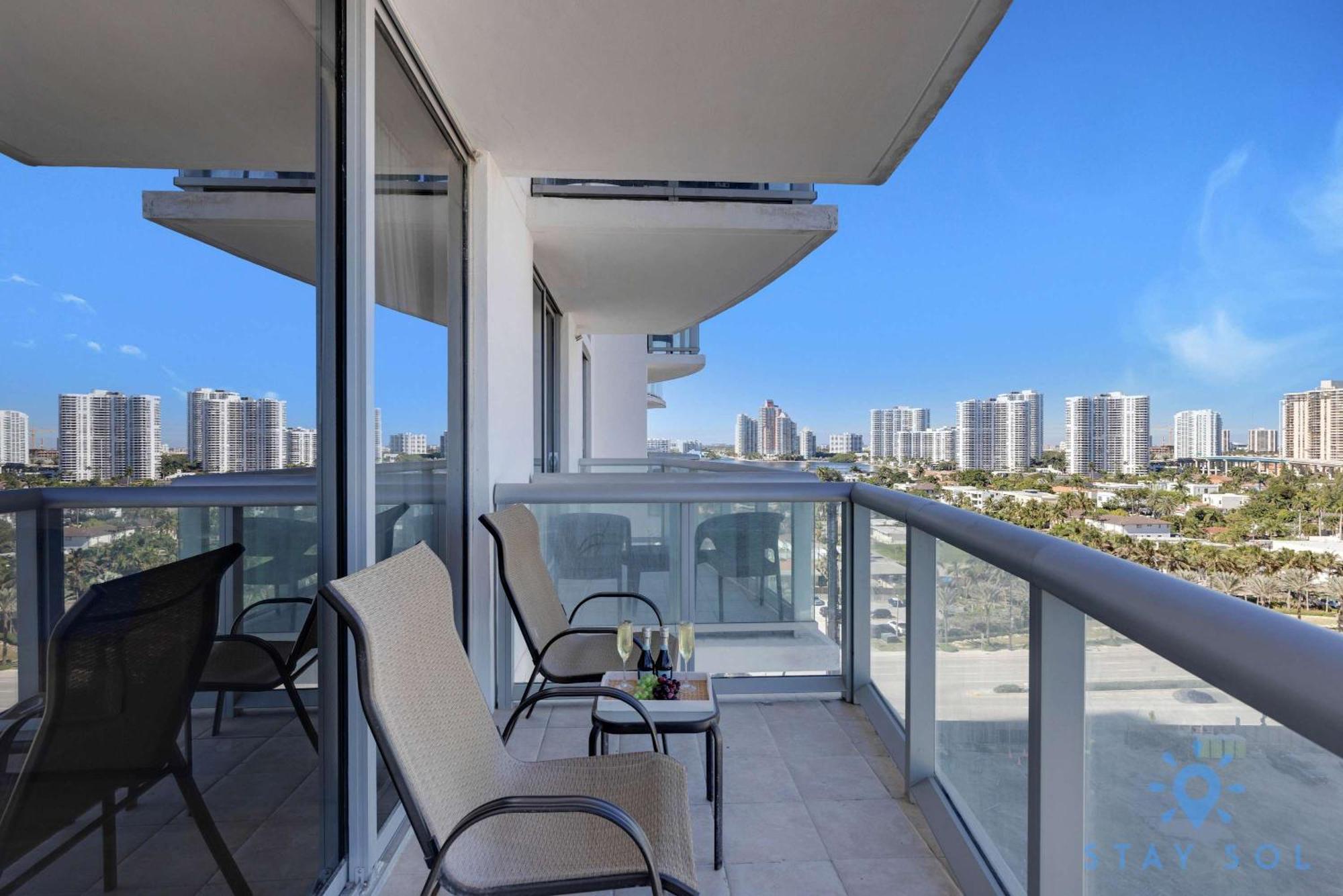 Beachfront Resort - Pool - Ocean View Balcony- Gym Miami Beach Exteriör bild
